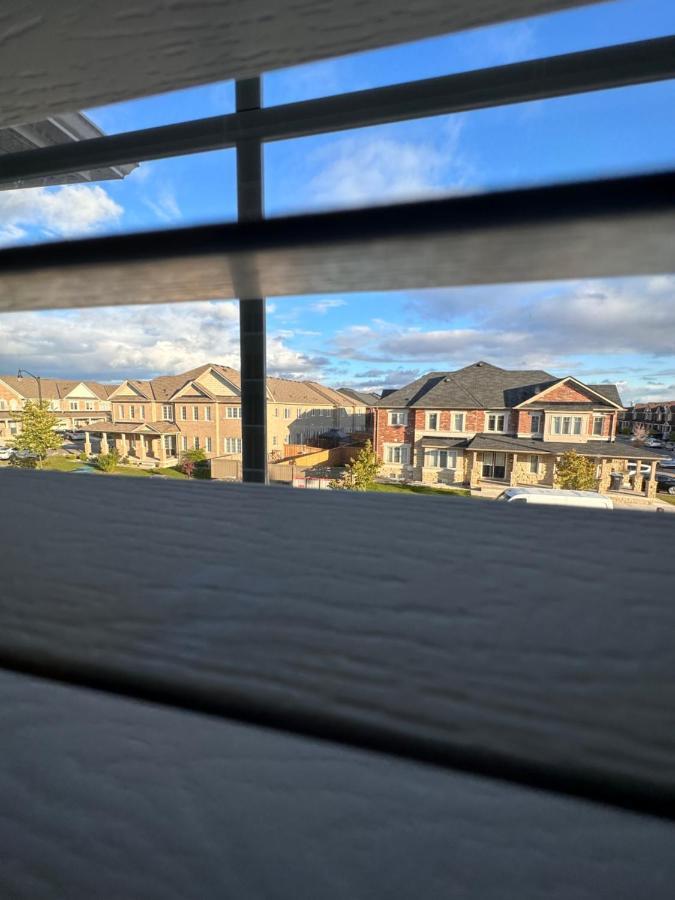 Cmoney Beautiful Home 2 Brampton Exterior foto